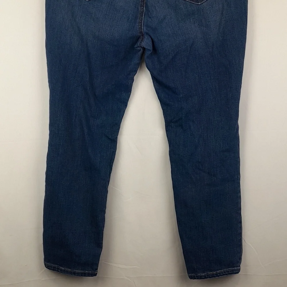 Loft Outlet Petite Blue Denim Modern Skinny Jeans - Picture 6 of 11